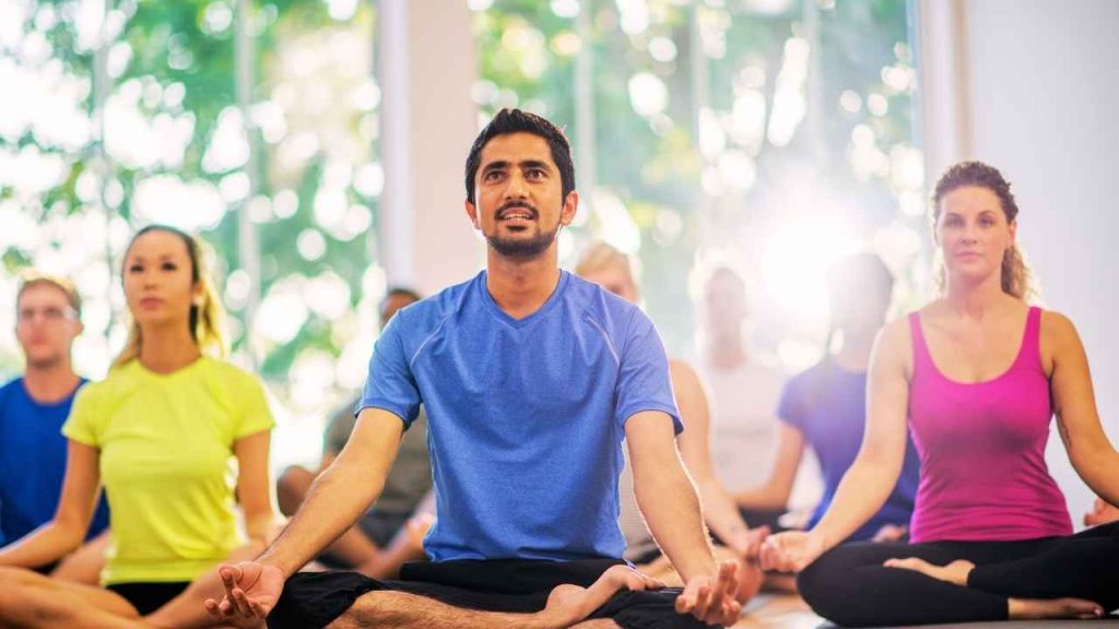 योग से पेट की चर्बी कम कैसे करें